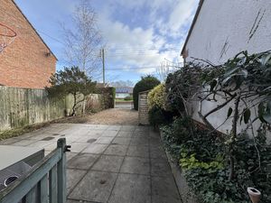 Driveway - click for photo gallery